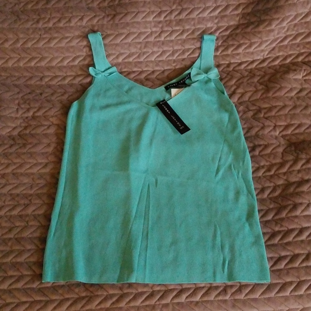 Cute light blue dressy tank *hand wash